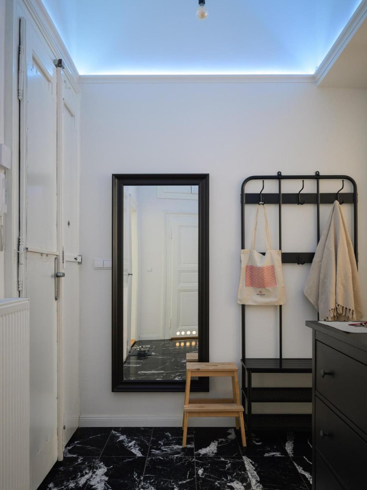 Comfortable And Cosy Apt A Few Steps From Dancing House And Naplavka Dance Praga Exterior foto
